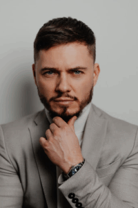 Markenberg I Mark Kuchta - reality a ich financovanie